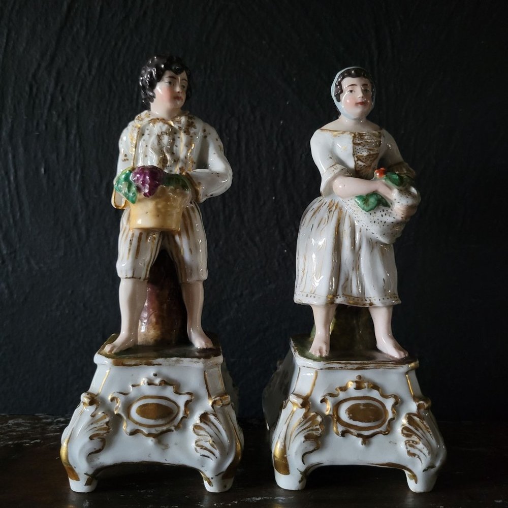 Pair of Antique Paris Porcelain Figurines Man and Woman Flower Bud Vases
